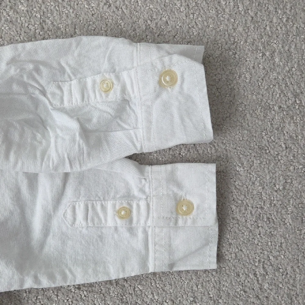 Never Worn GAP White Button Down Kids Shirt